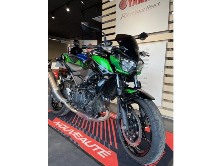 KAWASAKI Z400 AKRAPOVIC GARANTIE 12 MOIS
