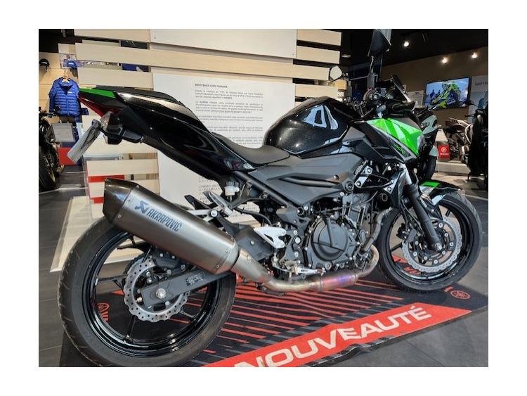 KAWASAKI Z400 AKRAPOVIC GARANTIE 12 MOIS