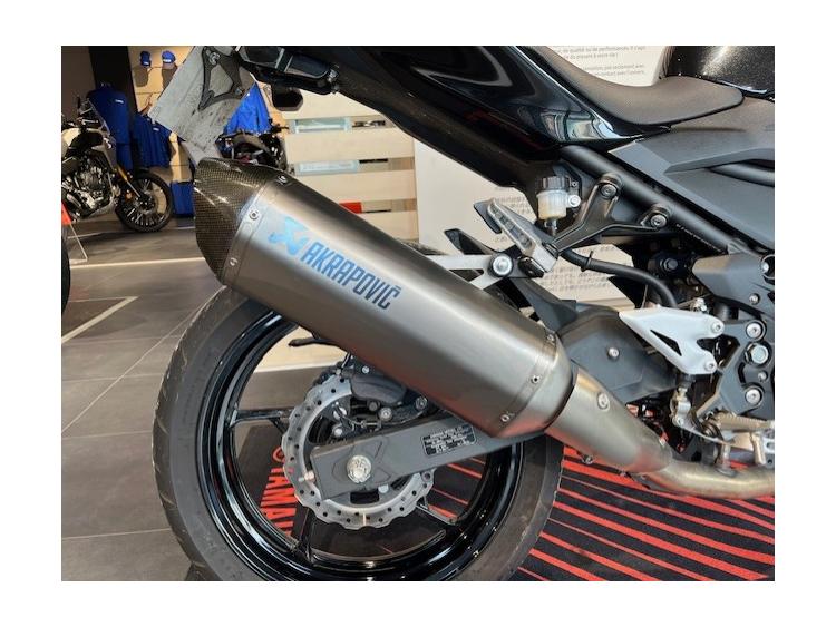 KAWASAKI Z400 AKRAPOVIC GARANTIE 12 MOIS