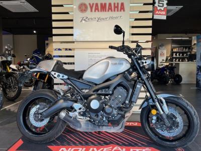 YAMAHA XSR 900
