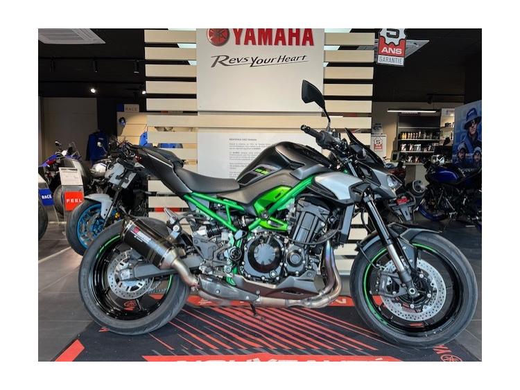 KAWASAKI Z 900 AKRAPOVIC 