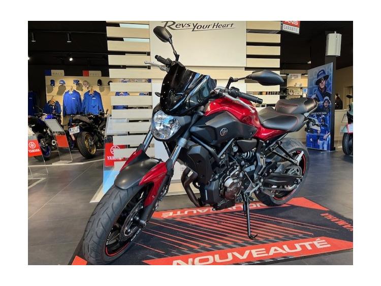YAMAHA MT-07 ABS A2 Garantie 12 mois