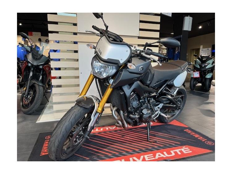 YAMAHA MT-09 Garantie  12 mois