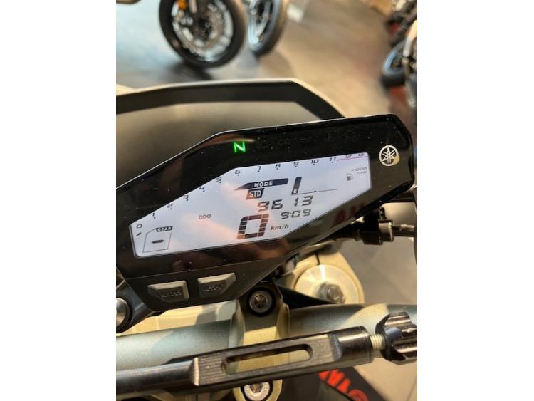 YAMAHA MT-09 Garantie  12 mois