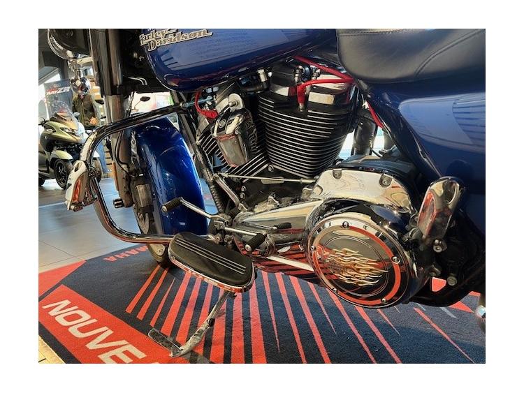 HARLEY-DAVIDSON STREET GLIDE 1745 SPECIAL GARANTIE 12 MOIS