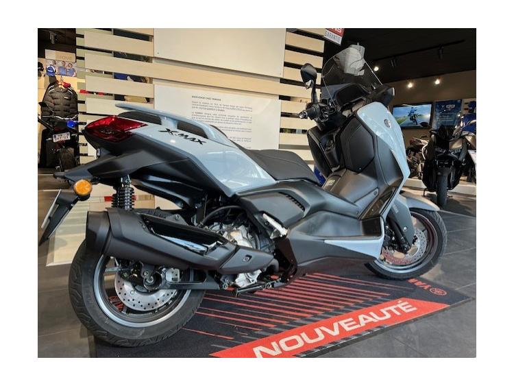 YAMAHA XMAX 300 Tech Max