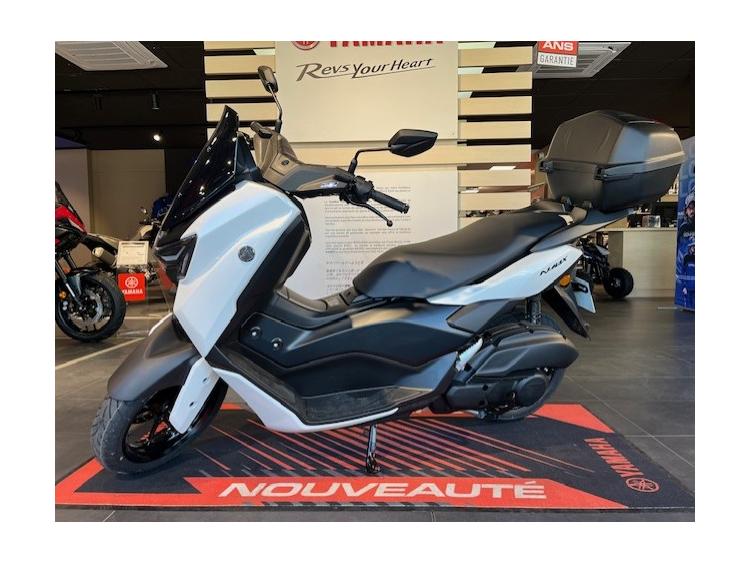YAMAHA NMAX 125