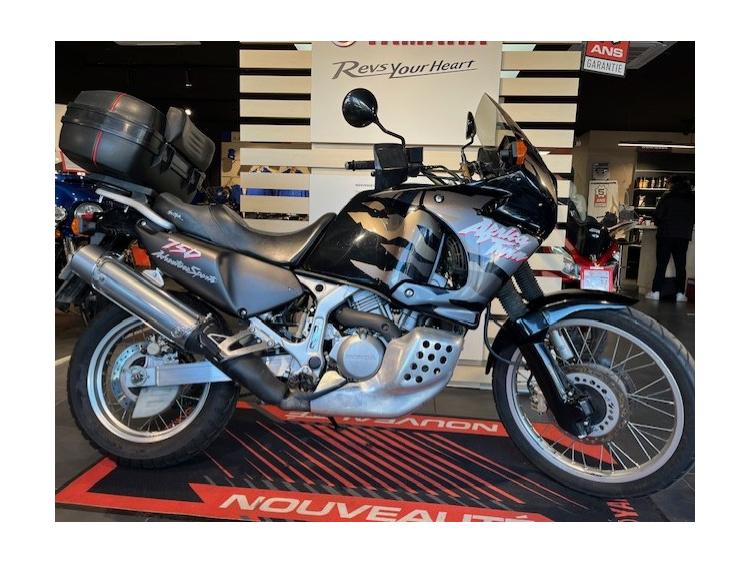 HONDA XRV 750 AFRICA TWIN Très bon état