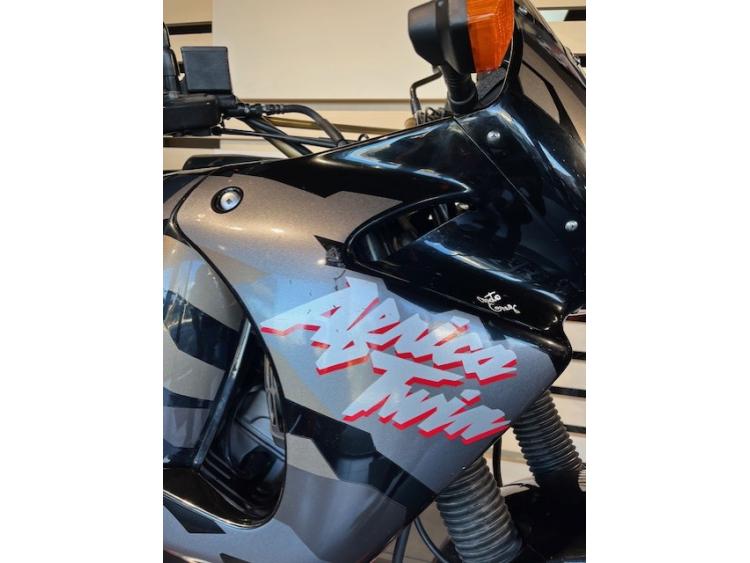 HONDA XRV 750 AFRICA TWIN Très bon état