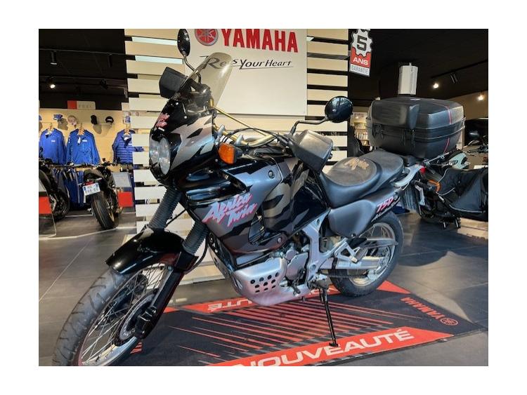 HONDA XRV 750 AFRICA TWIN Très bon état